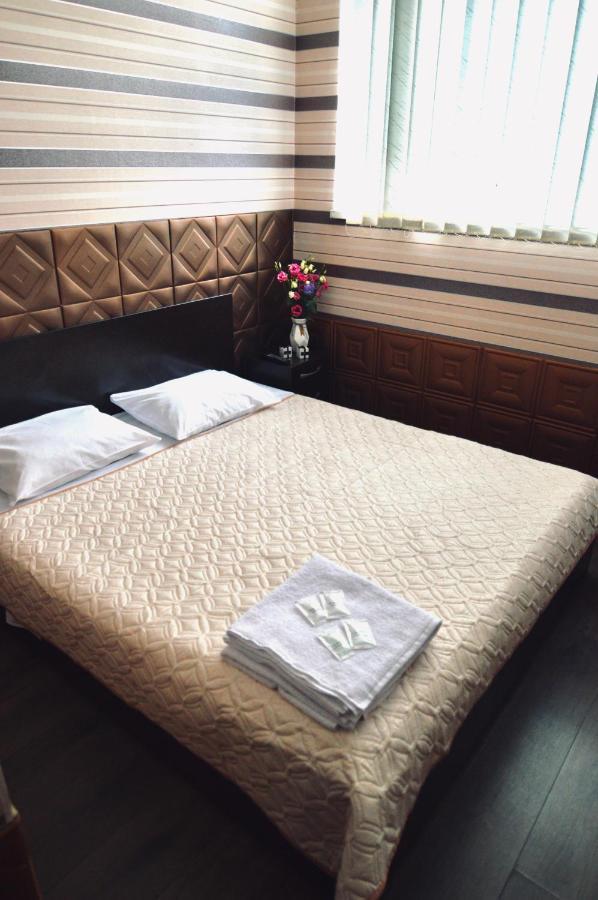 קייב Uno Apart Hotel מראה חיצוני תמונה