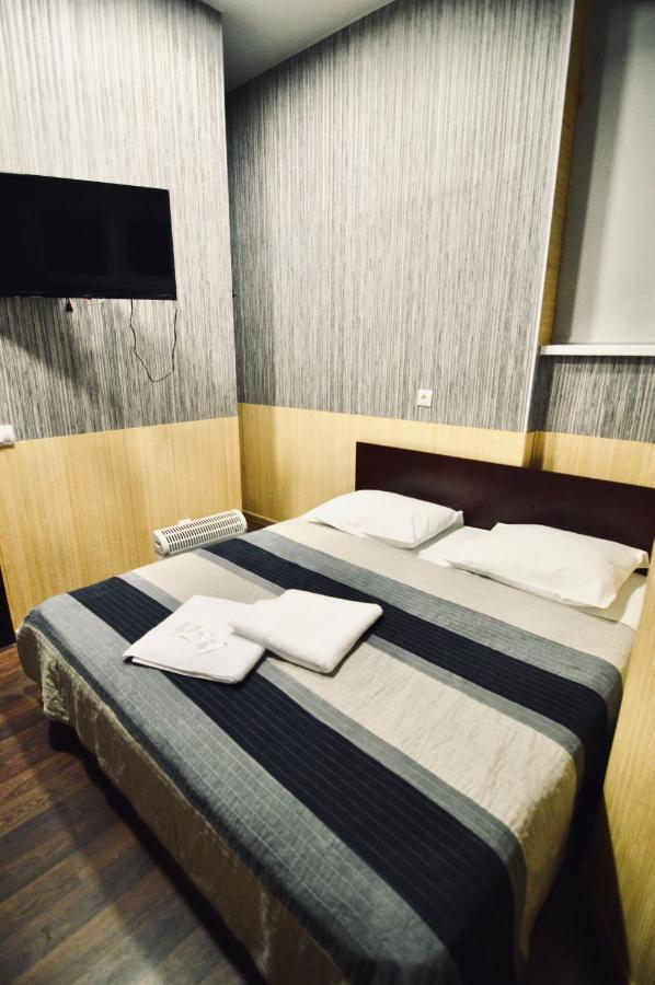 קייב Uno Apart Hotel מראה חיצוני תמונה