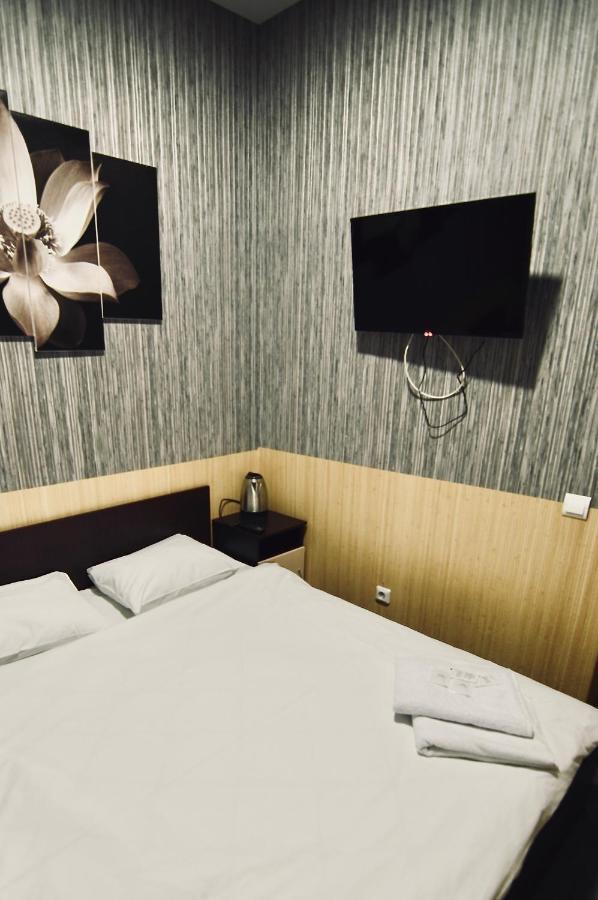 קייב Uno Apart Hotel מראה חיצוני תמונה
